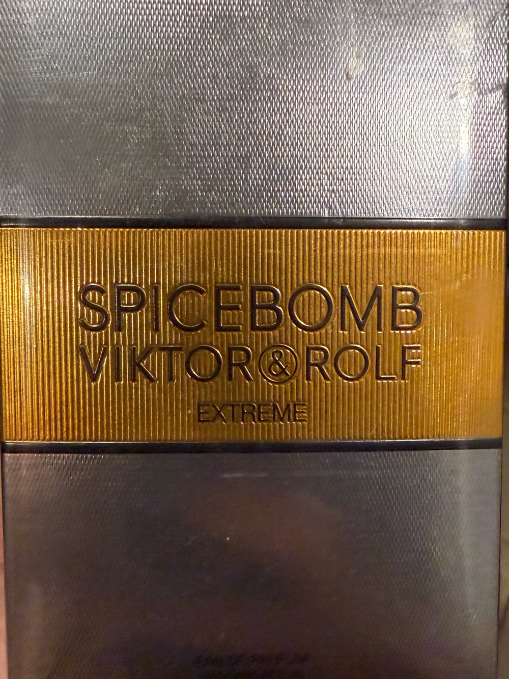Viktor & Rolf Spicebomb Extreme Packaging in Gold and Black